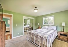 Others 3 5-acre Getaway w/ Mtn View ~ 14 Mi to Eugene!