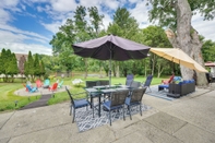 Khác Dog-friendly Wallkill Duplex Home w/ Fire Pits!