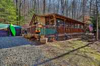 Lainnya Cozy Murphy Cabin w/ Fire Pit + Deck