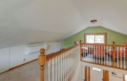 Others 6 Cozy Westmont Home: Walk to Metra Station!