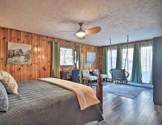 Others 2 Cabin w/ Mtn Views, Creek Access & Hot Tub!