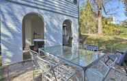 Lain-lain 2 Historic Warrenton Home w/ Patio & Hot Tub!