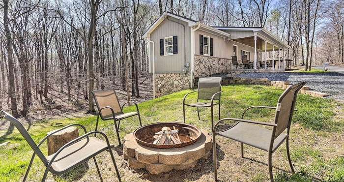 Others Peaceful & Secluded Knoxville Retreat w/ Deck