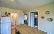 Others 3 Mountain-view Apt in Canton w/ Mod Interior!