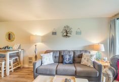 Others 4 Ocean Shores Condo w/ Balcony < 1 Mi to Beach!