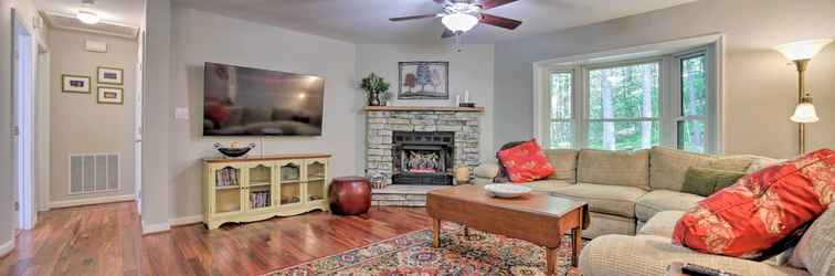 Lainnya Pet-friendly Arden Retreat w/ Private Hot Tub