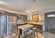 Lain-lain 4 4 Mi to Dtwn: Rustic Fort Worth Apt