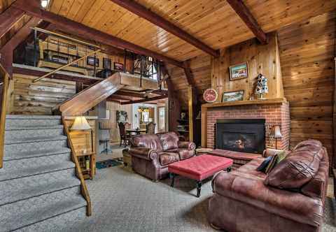 Others Serene Creekside Sheridan Getaway: Mountain Views!