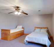 Others 6 Shirley Vacation Rental w/ Shared Indoor Pool