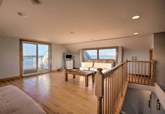 Others 5 Waterfront Home w/ Large Deck + Private Pool!