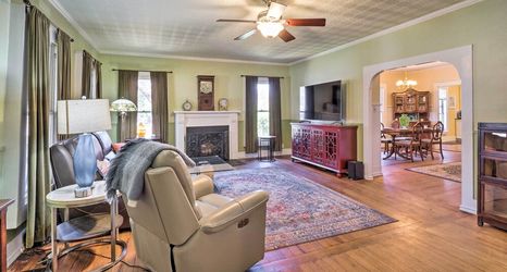 其他 2 Charming Georgetown Home - Walk to Downtown!