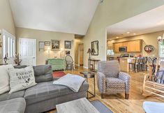 Others 5 Pet-friendly Grand Pine Bush Retreat on 2 Acres!