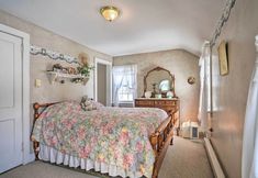 其他 3 Walk to Chautauqua Lake: Mayville Getaway!