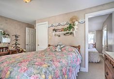 其他 2 Walk to Chautauqua Lake: Mayville Getaway!