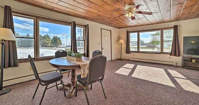 Lainnya Cozy Tawas City Home w/ Views of Lake Huron!