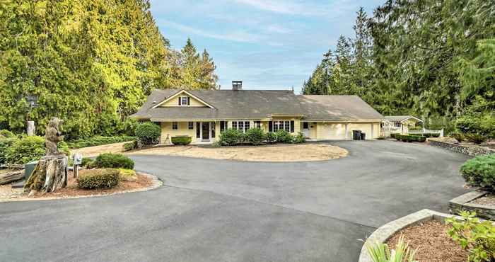 Others Hoodsport Home on 7 Wooded Acres w/ Hot Tub!