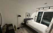 Others 2 Impeccable 1bed Flat in West London!!