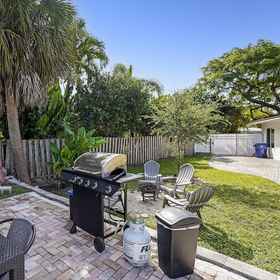 Primary image 1 332 Wilton Manors in Wilton Manors, Museum of Discovery and Science Hotels