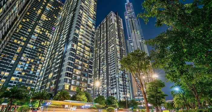 อื่นๆ DongDong LUX APT - Vinhomes Central Park