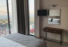 Others 3 King Crimson Luxury Apartments