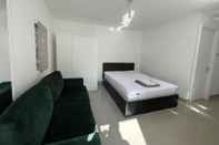 Others Immaculate 1-bed Studio in London