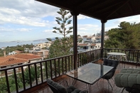 Others Beautiful 2-bed House in Saronida