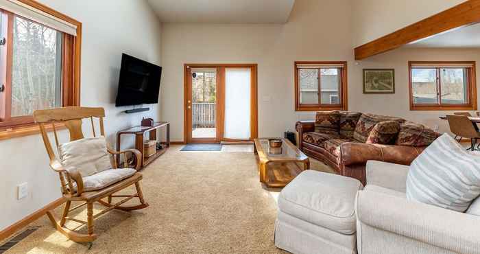 Lain-lain Stand-alone Mountain Home, Private Hot Tub and Deck, Mountain Views #34 by Summit County Mountain Retreats