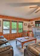 Imej utama Pollock Pines Cabin Retreat w/ Hot Tub + Deck