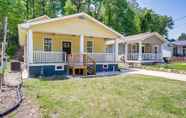 Others 2 Chattanooga Getaway w/ Porch - 2 Mi to Downtown!