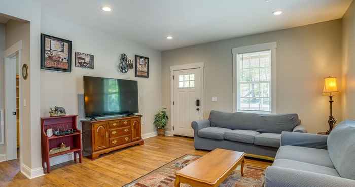 Others Chattanooga Getaway w/ Porch - 2 Mi to Downtown!