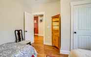 Others 6 Chattanooga Getaway w/ Porch - 2 Mi to Downtown!
