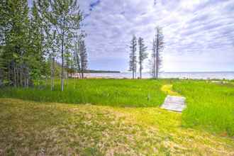 Others 4 Secluded Lake Michigan Home: Private Fire Pit