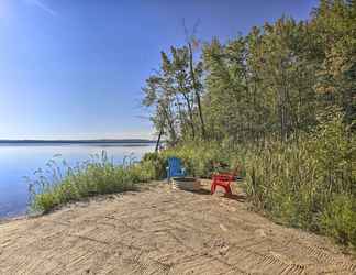 อื่นๆ 2 Lakefront Interlochen House w/ Dock + Kayaks!