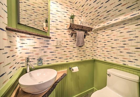 Others 1 Block to Downtown: Cozy Condo by Mirror Lake