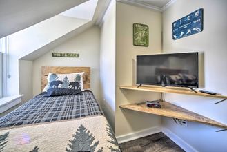 Others 4 1 Block to Downtown: Cozy Condo by Mirror Lake