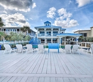 Others 5 Lavish Beachfront House w/ Outdoor Kitchen!