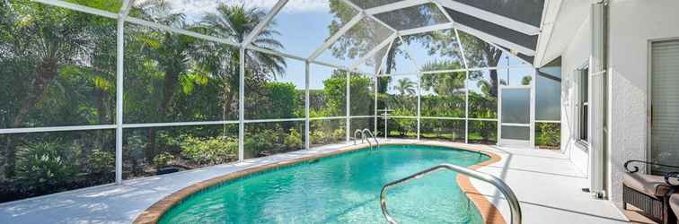 Lain-lain Chic Naples Home w/ Lanai in Golf Community!