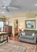 Imej utama Studio in College Station w/ Expansive Deck!