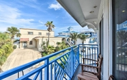 Others 3 2-level Villa w/ Balcony, Walk to Beach!