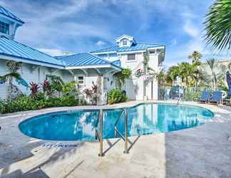 Others 2 2-level Villa w/ Balcony, Walk to Beach!