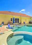 Imej utama Sun-soaked Sarasota Oasis w/ Pool & Hot Tub!