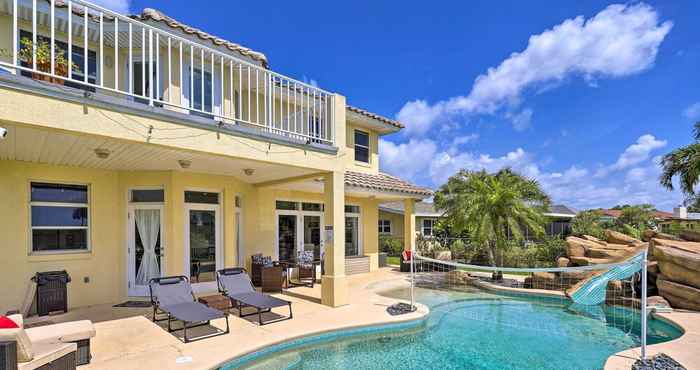 Lainnya Luxury Cocoa Beach Getaway With Saltwater Pool!