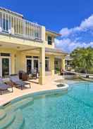 Ảnh chính Luxury Cocoa Beach Getaway With Saltwater Pool!