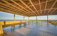 Lain-lain 2 Navarre Home With Fire Pit, Grill & Fishing Pier!