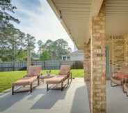 Others 7 Navarre Home With Fire Pit, Grill & Fishing Pier!