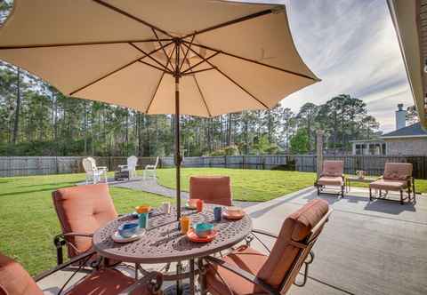 Others Navarre Home With Fire Pit, Grill & Fishing Pier!