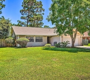 Others 2 Navarre Home w/ Game Area + Screened-in Porch