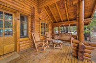 Others Cozy Truckee Cabin w/ Sauna: 11 Mi to Sugar Bowl!