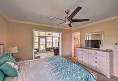 其他 7 Waterfront Lake Placid Escape w/ Dock & Lanai