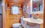 Others 3 Pet-friendly Canyon Lake Cabin, 1 Mi to Water!